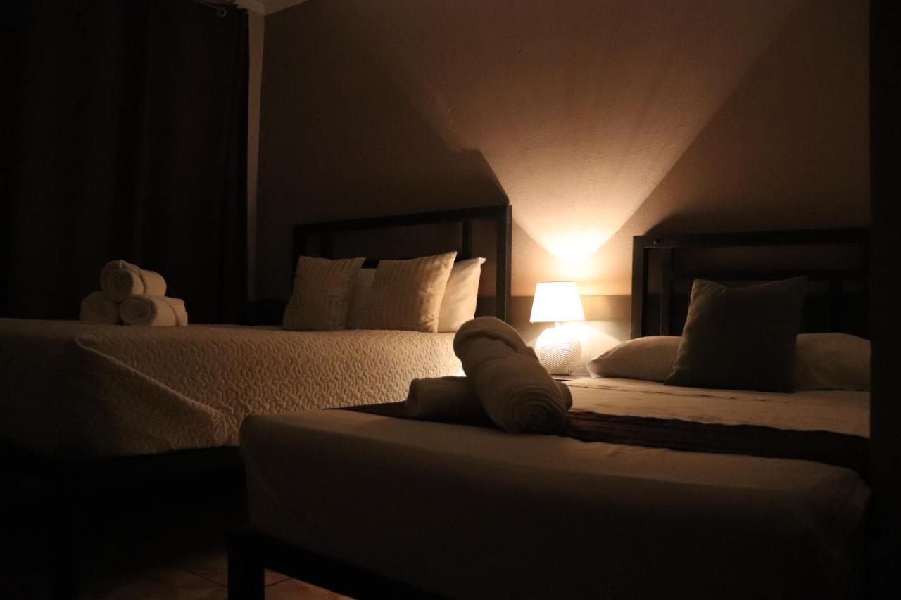 Hotel Casa Aura Картаго Экстерьер фото