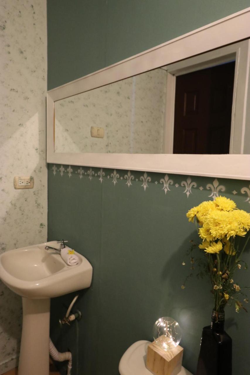 Hotel Casa Aura Картаго Экстерьер фото